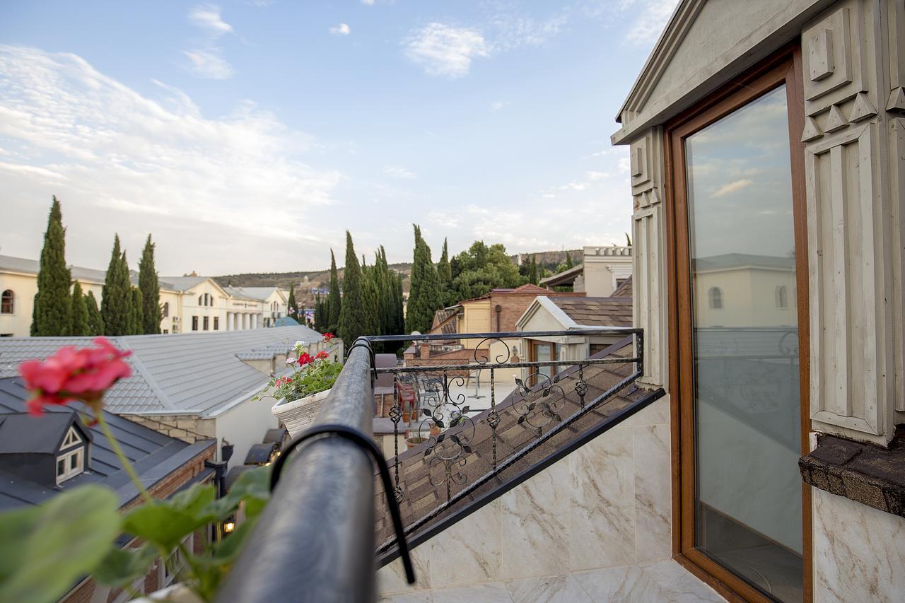 Hotel Opinion Tbilisi Exterior photo