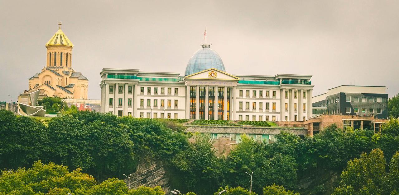 Hotel Opinion Tbilisi Exterior photo